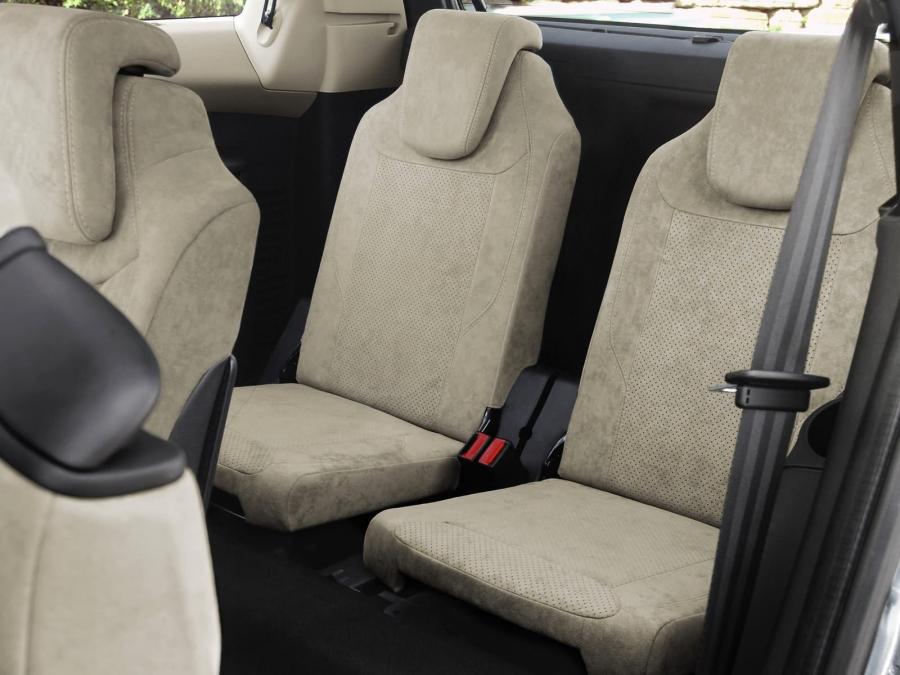  Citroen C4 Picasso 2006 года  (фото 101 из 155)